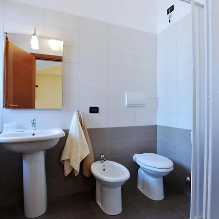 Bed and breakfast Casa Augello 3*